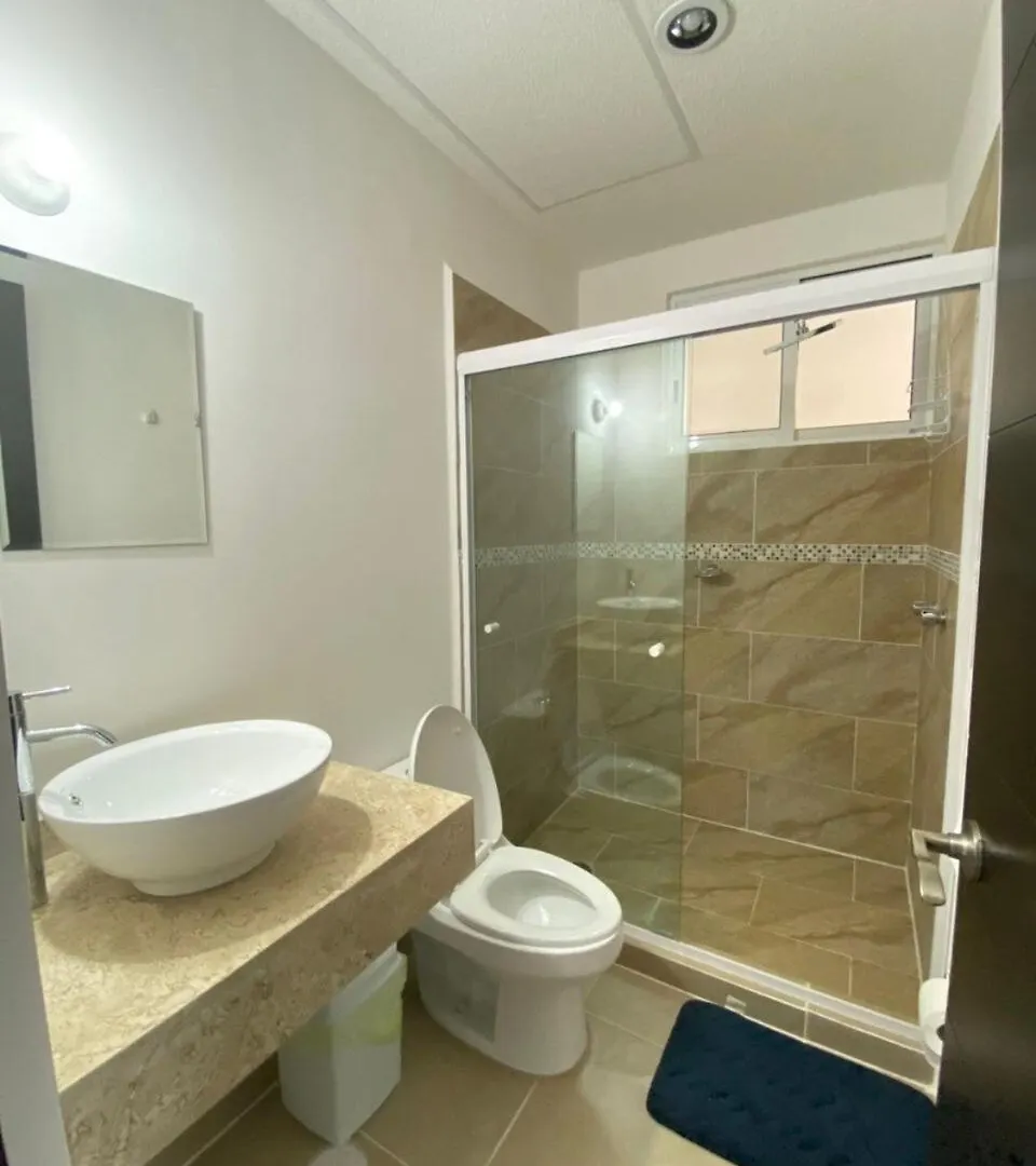 Grand Blue Lagoon Turquoise Cancún Apartment