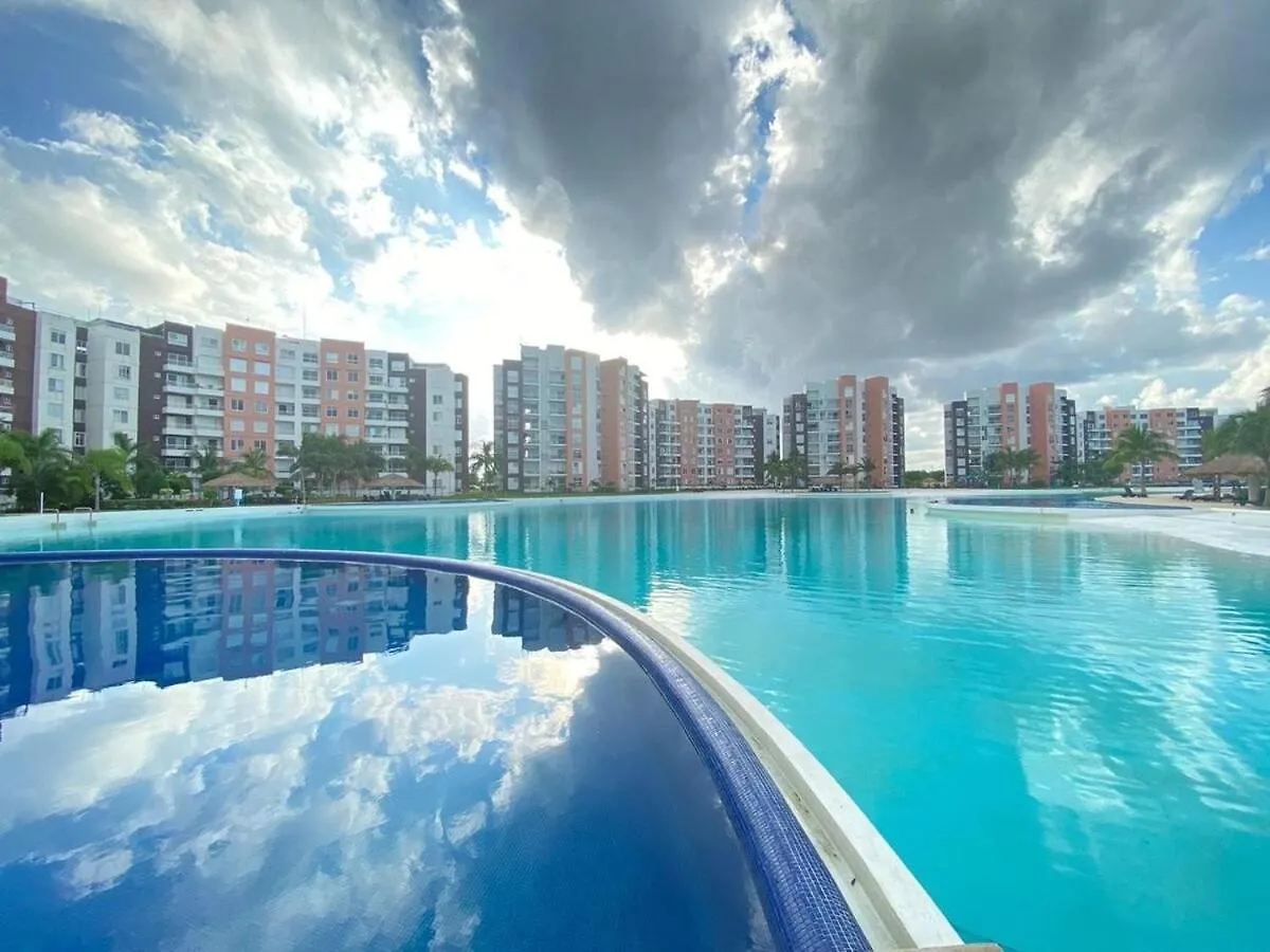 Grand Blue Lagoon Turquoise Cancún Apartment
