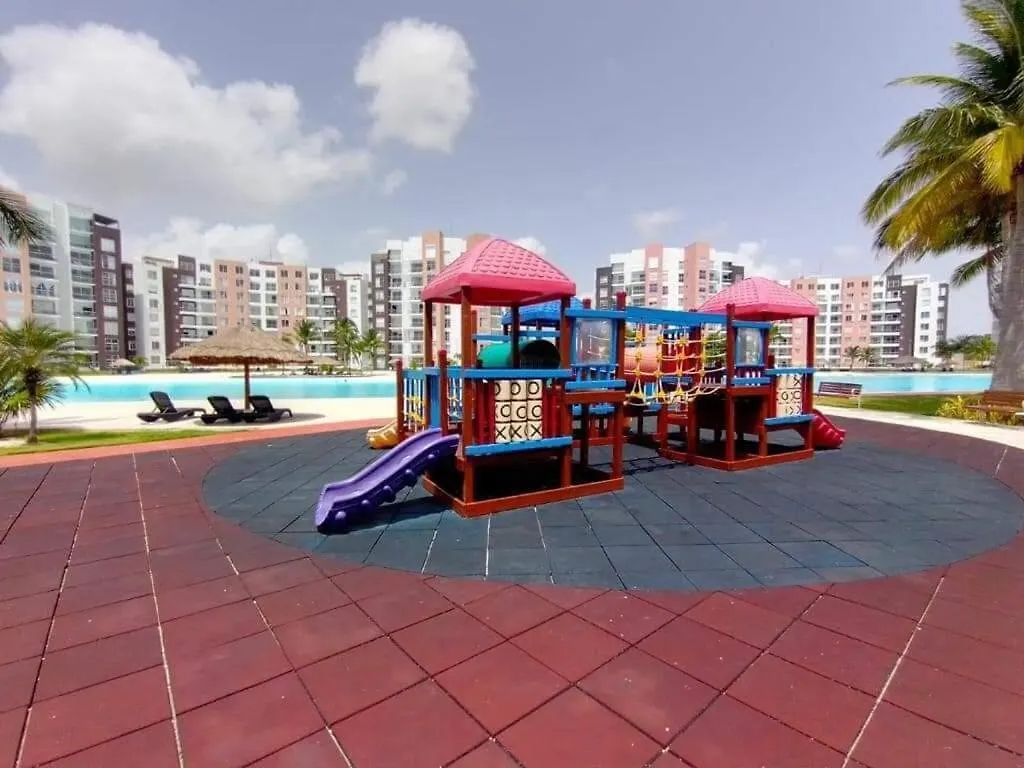 Grand Blue Lagoon Turquoise Cancún 0*,